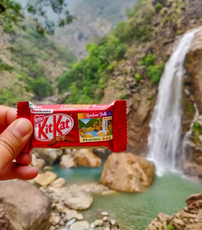 Settle on a rock in front of the Rainbow falls and have a break. Send this click to remind your hard-working friend to take a break.