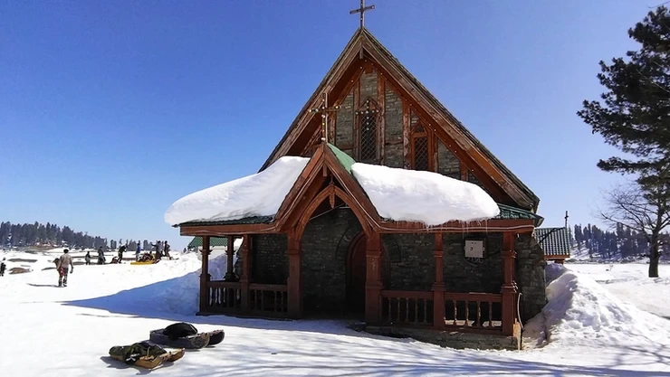 Photo of Gulmarg: White Wonder of the World by The Travel Blueprint