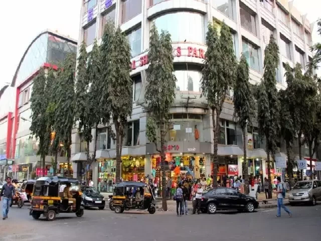 Photo of Linking Road CHSL, Shree Niketan, Mumbai by Pragati Soni