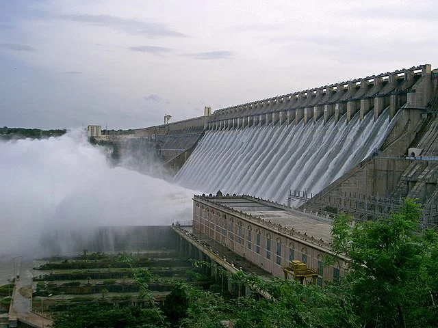 Photo of Nagarjuna Sagar Dam, India by Tripoto