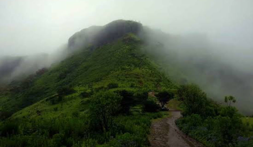 Photo of Raireshwar Fort, Raireswar by Radhika Narasimhan
