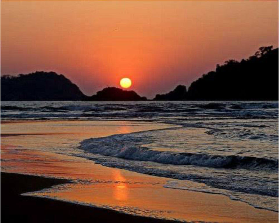 Photo of Karwar Beach, Karnataka by Radhika Narasimhan