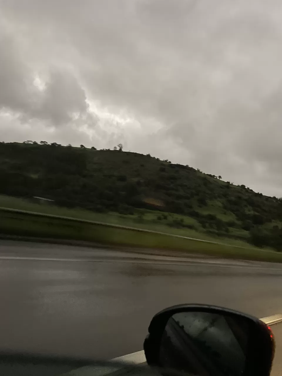 Photo of Mumbai - Pune Expressway, Navi Mumbai by Radhika Narasimhan