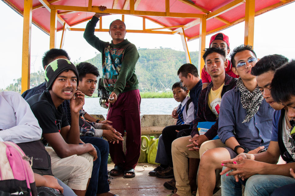 Photo of A day out at the largest freshwater lake southasia- LOKTAK LAKE, Manipur by Divya Shirodkar