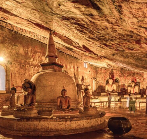 Photo of Embark on an Adventure Through Sri Lanka: From Ella's Natural Wonders to Polonnaruwa's Pristine Lake by Vidhi Bubna