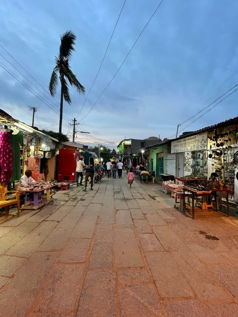 Photo of Making plans for the long weekend? Take this road trip from Pune to Hampi! by Apoorva Soman