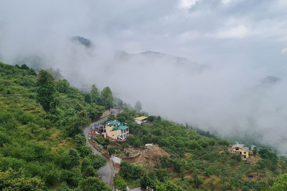 Photo of HISALU STAYS, Mukteshwar by Prageet Goel 