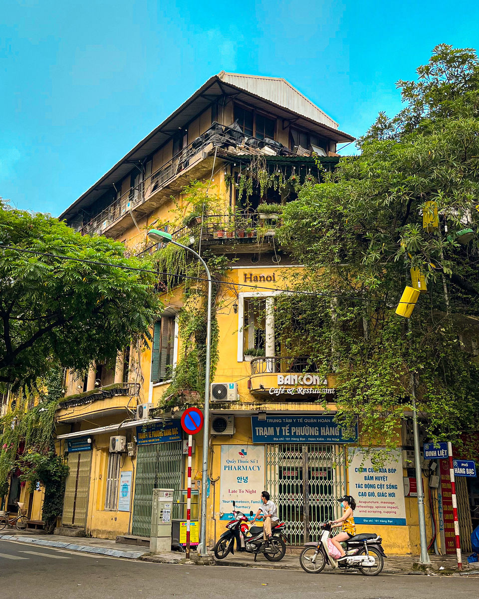 Photo of Here Is The Only Travel Guide To Vietnam You'll Need by Prageet Goel