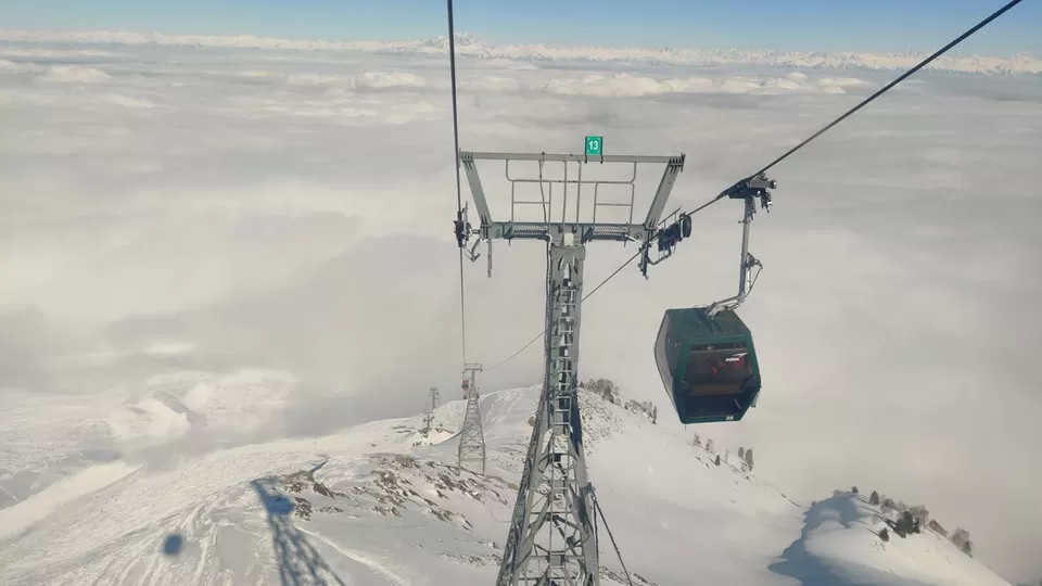 Photo of Gulmarg: White Wonder of the World by The Travel Blueprint