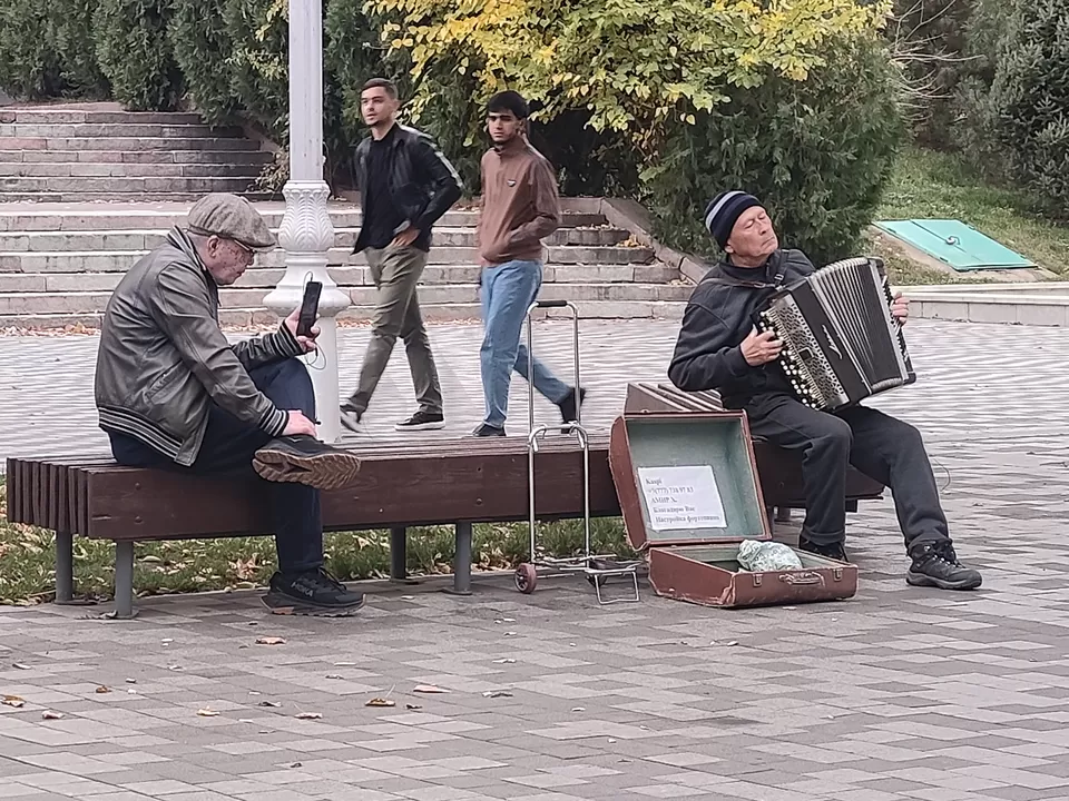 Photo of Almaty - an 'Autumn Surprise' by Rahul Sharma
