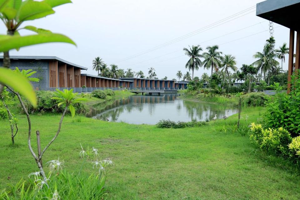 Photo of This Resort Near Kolkata is Built Around a Massive Swimming Pool! Head Here For the Weekend! by Kuntala Banerjee