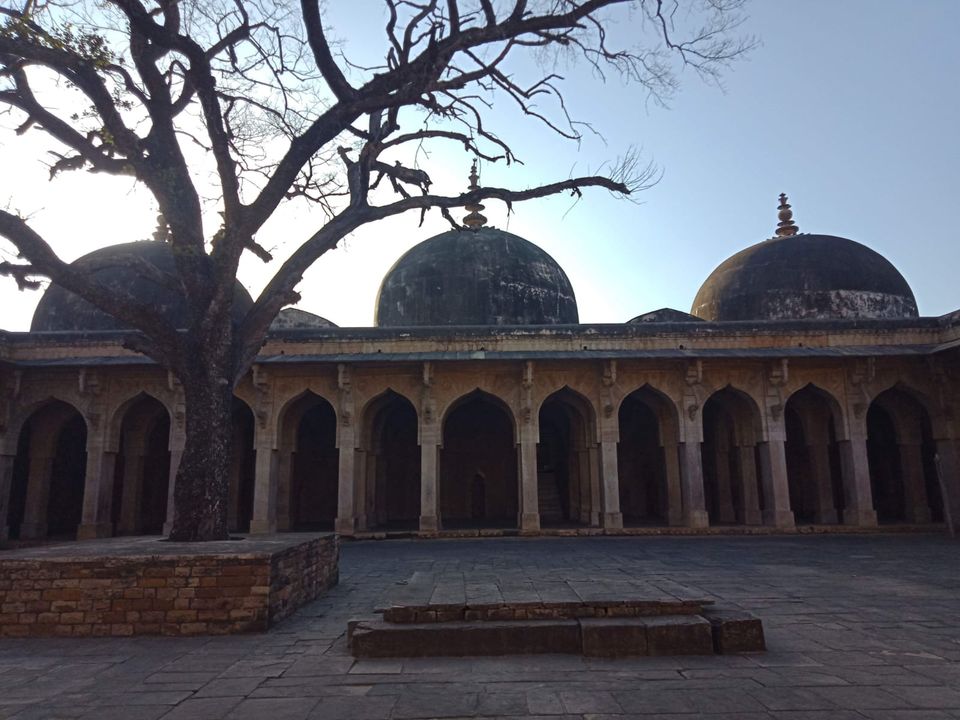 Photo of दिल्ली के अलावा इन शहरों में भी है ऐतिहासिक जामा मस्जिद, क्या आप इनके बारे में जानते हैं? by Musafir Rishabh