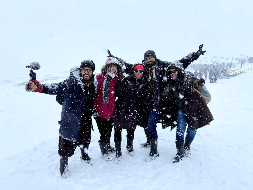 Photo of A Snowy Day in Gulmarg by Shubham Gandhi