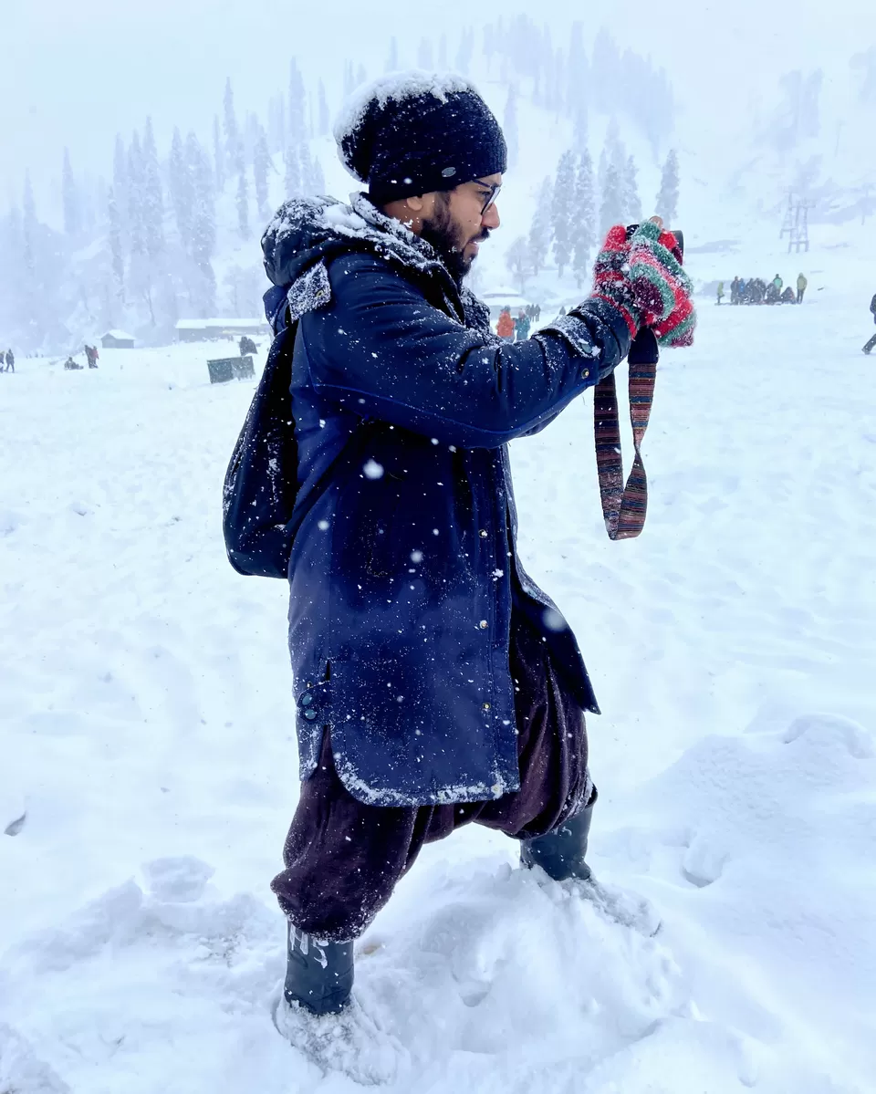 Photo of A Snowy Day in Gulmarg by Shubham Gandhi