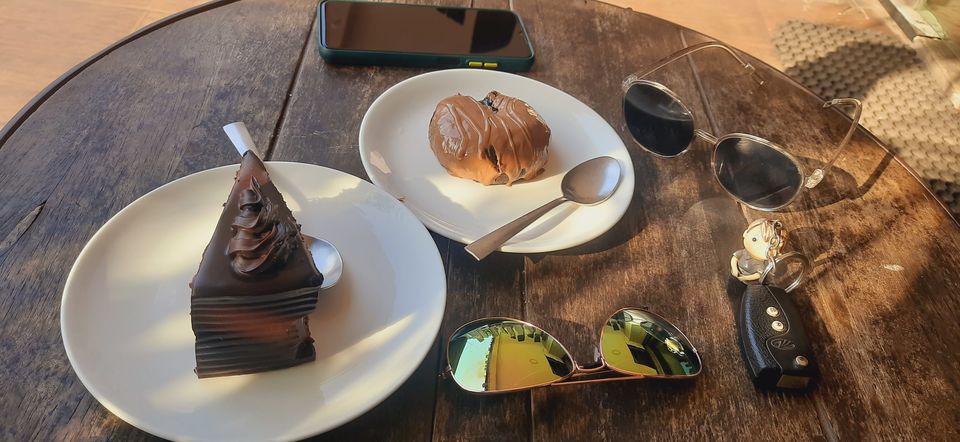 Photo of Four thematic Cafes you must pay a visit in Vizag, the City of Destiny! by Hemanth Bhargav Murthy (Hemuu)