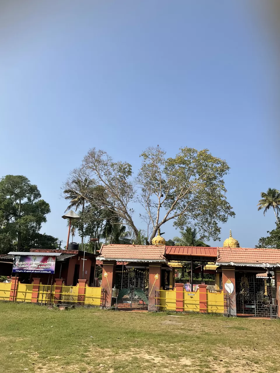 Photo of Mullakkal temple during the Chirappu festival in December in Alleppey is a must-visit in Kerala. by Hemanth Bhargav Murthy (Hemuu)
