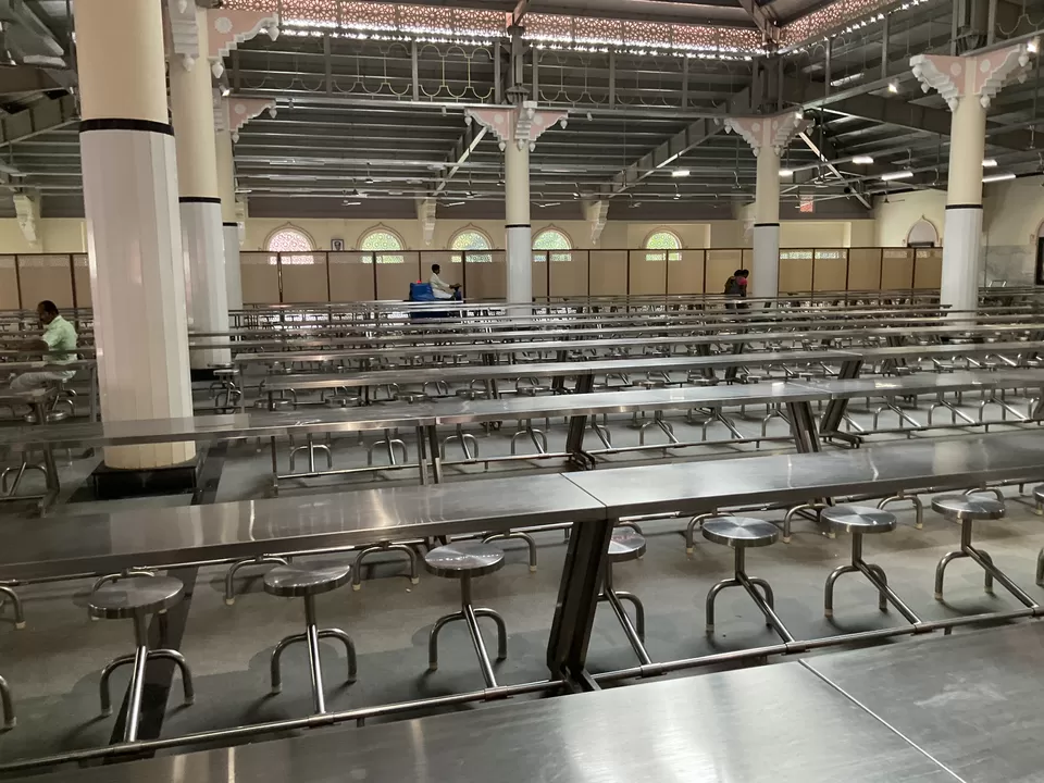 Photo of Witness Manjunatha - the deity of righteousness and Annapurna - the Mega Kitchen at Dharmasthala. by Hemanth Bhargav Murthy (Hemuu)