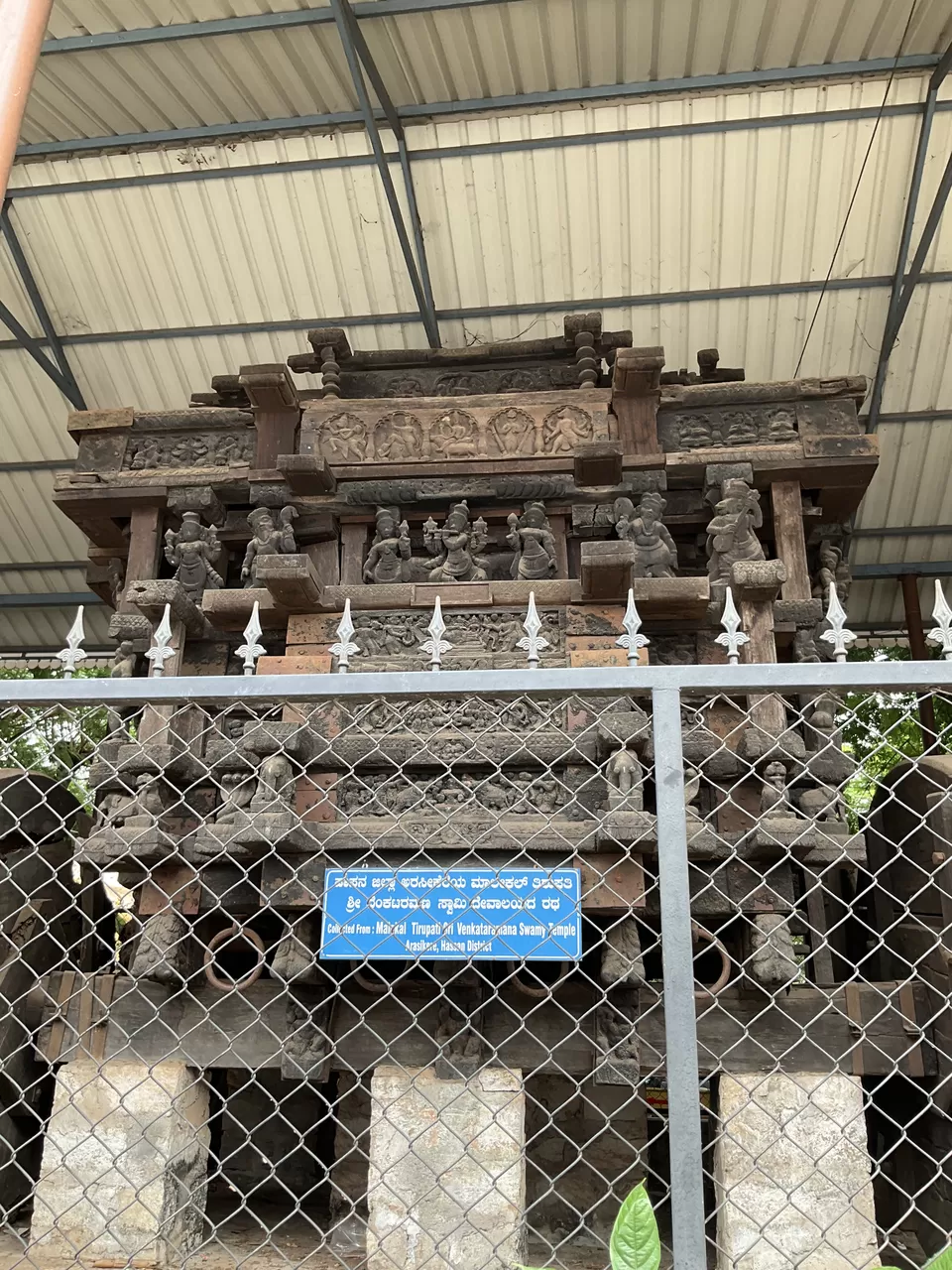 Photo of Witness Manjunatha - the deity of righteousness and Annapurna - the Mega Kitchen at Dharmasthala. by Hemanth Bhargav Murthy (Hemuu)