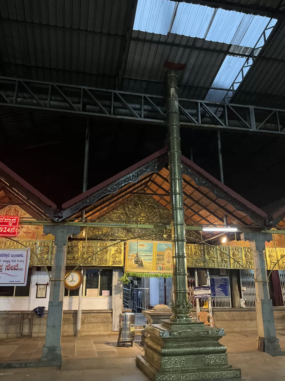 Photo of Explore Mangalore's history with the existence of this temple in the heart of the city, Karnataka. by Hemanth Bhargav Murthy (Hemuu)