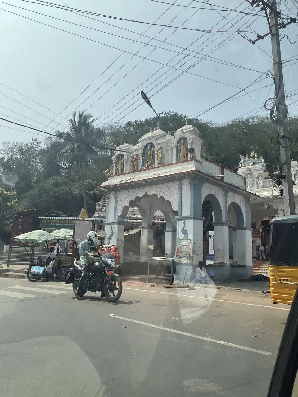 Photo of A spiritual visit to Annavaram and a beach visit to Revu Polavaram made my day, Andhra Pradesh! by Hemanth Bhargav Murthy (Hemuu)