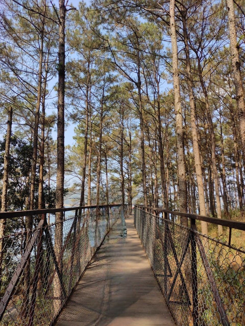 Photo of ONE OF THE MOST BEAUTIFUL RESORT IN MEGHALAYA IS ORCHID LAKE RESORT(UMIAM LAKE) by Niraj Sahani