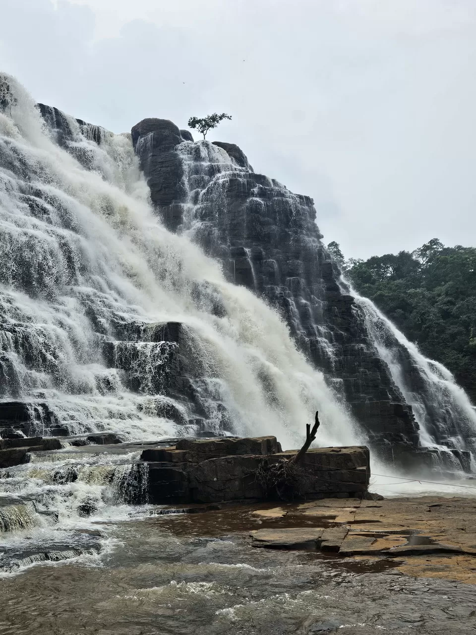 Photo of Chitrakoot Fall: 'Niagara of India' and its ethereal beauty by Samapti Das | @curvy_bongshell
