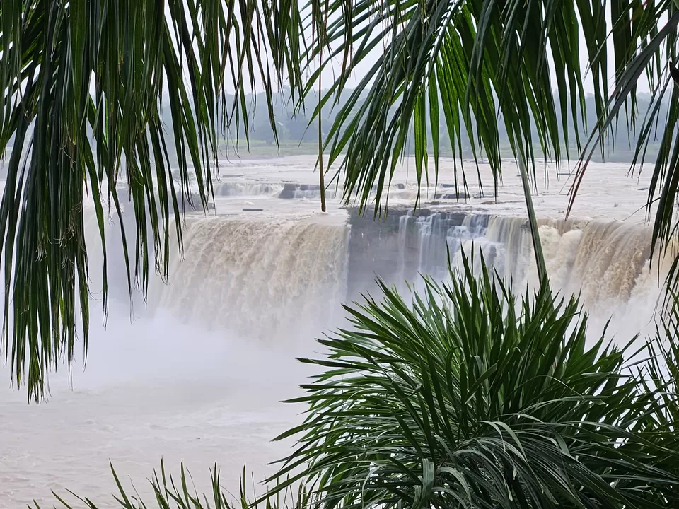 Photo of Chitrakoot Fall: 'Niagara of India' and its ethereal beauty by Samapti Das | @curvy_bongshell