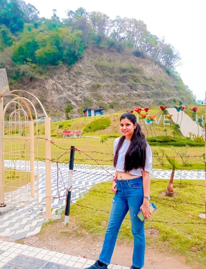 Photo of Weekend jaunt to "DAGSHAI" !!! by across coordinatesss