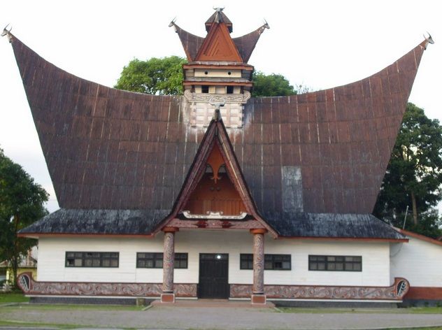 Photo of Indonesia Is A Lot More Than Beaches & Parties, Here Are 10 Cultural Experiences You Can Have There! by Sinchita Sinha