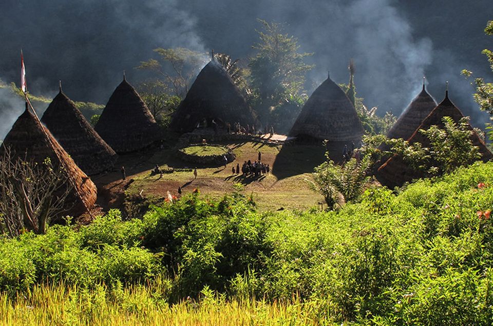 Photo of Indonesia Is A Lot More Than Beaches & Parties, Here Are 10 Cultural Experiences You Can Have There! by Sinchita Sinha