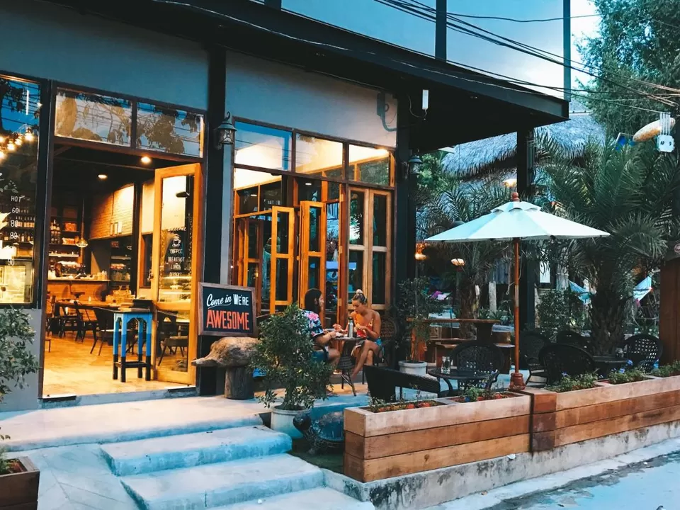 Photo of Bloom Cafe & Hostel, Tambon Ko Tarutao by Sinchita Sinha