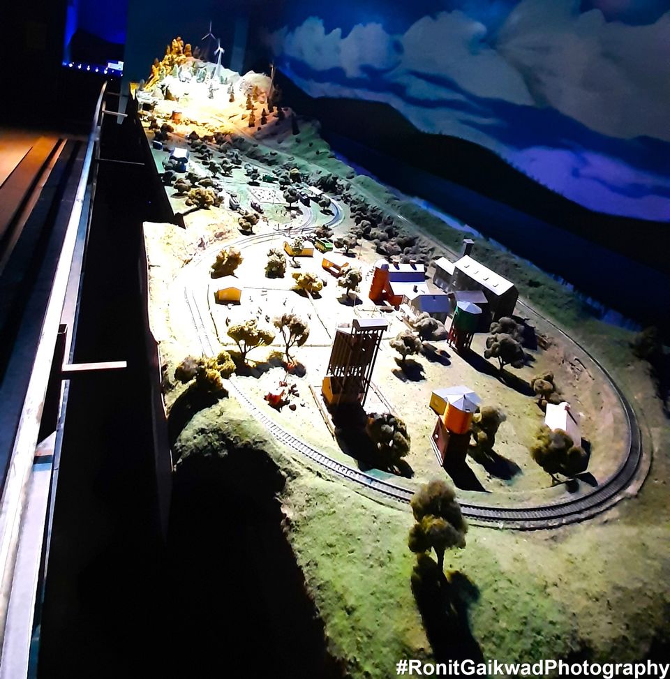 Photo of Amazing museum which shows miniature models of mega structures including airports, cities, seaports, by Ronit Rajesh Gaikwad