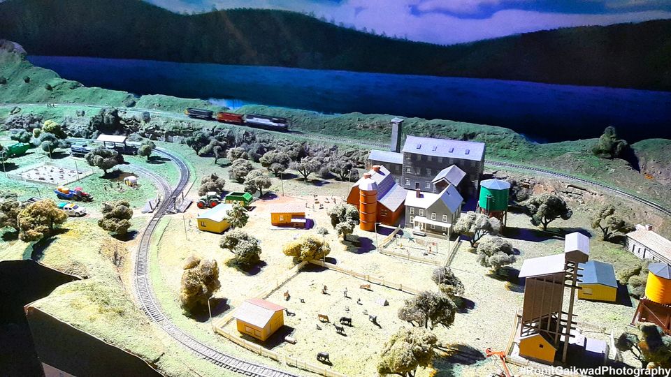 Photo of Amazing museum which shows miniature models of mega structures including airports, cities, seaports, by Ronit Rajesh Gaikwad