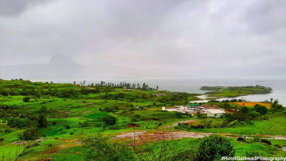 Photo of A serene Lake showcasing the beauty of Nature !!! by Ronit Rajesh Gaikwad
