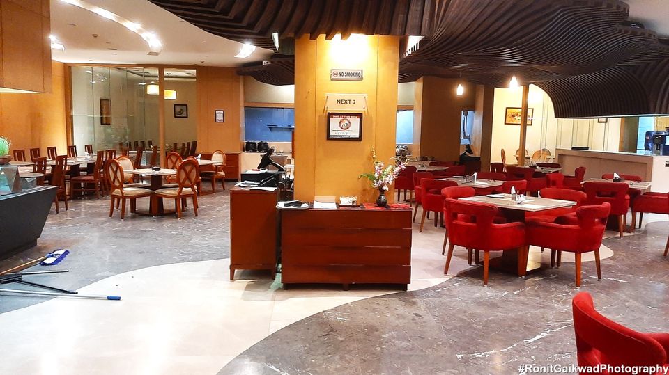 Photo of A comfortable hotel with spacious rooms. Needs improvement in breakfast spread though !!! by Ronit Rajesh Gaikwad