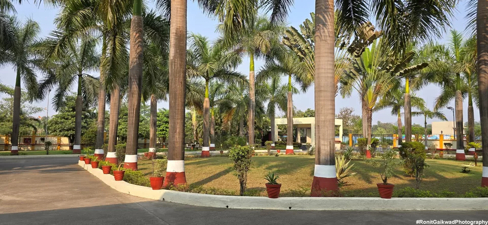 Photo of A Luxurious Stay at Praveg Rezort with some amazing Food !!! by Ronit Rajesh Gaikwad