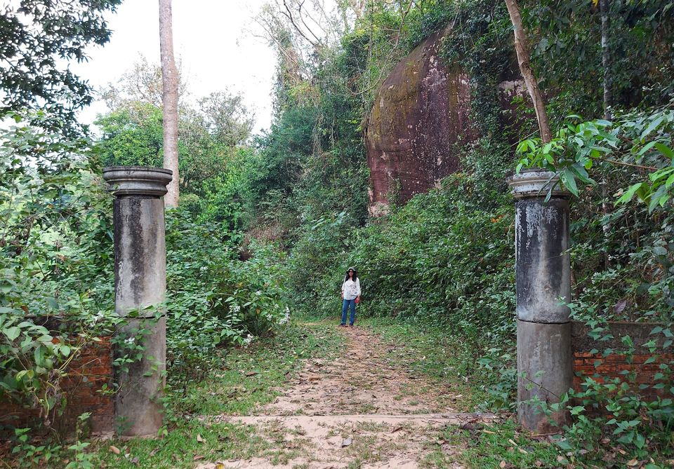 Photo of Vang Xang Buddhas, Laos by Pushpa Kurup