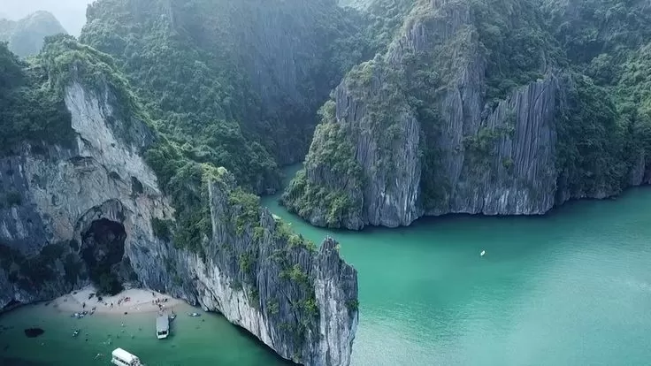 Photo of Vietnam by Srishti (still.winds)