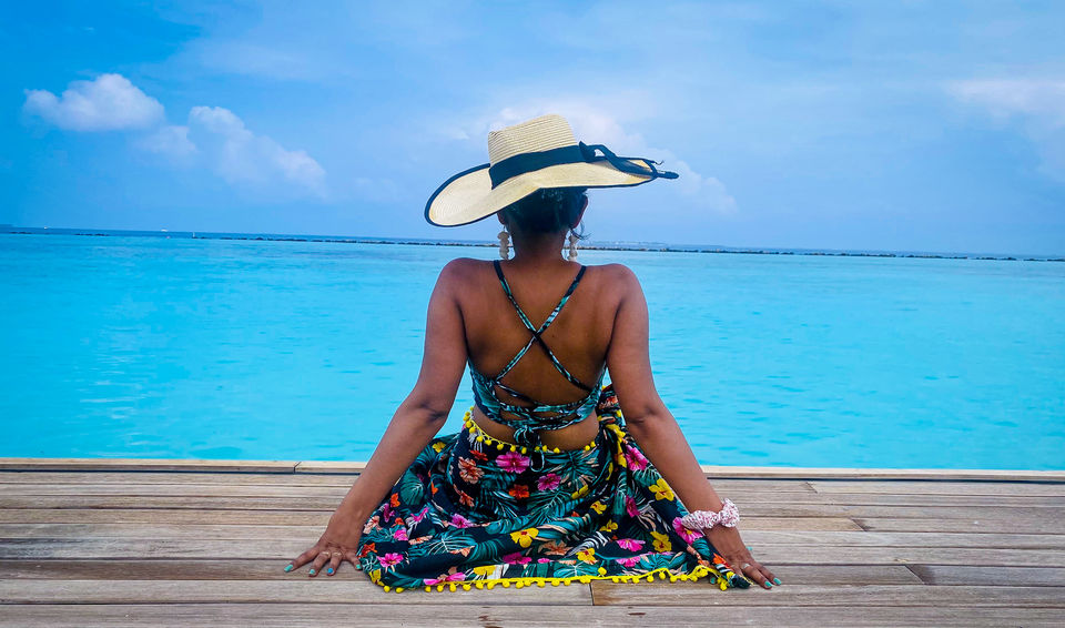 Photo of A Complete Guide to Create Your Look for Tropical Paradise: Maldives Look Book by Shivangi Johri