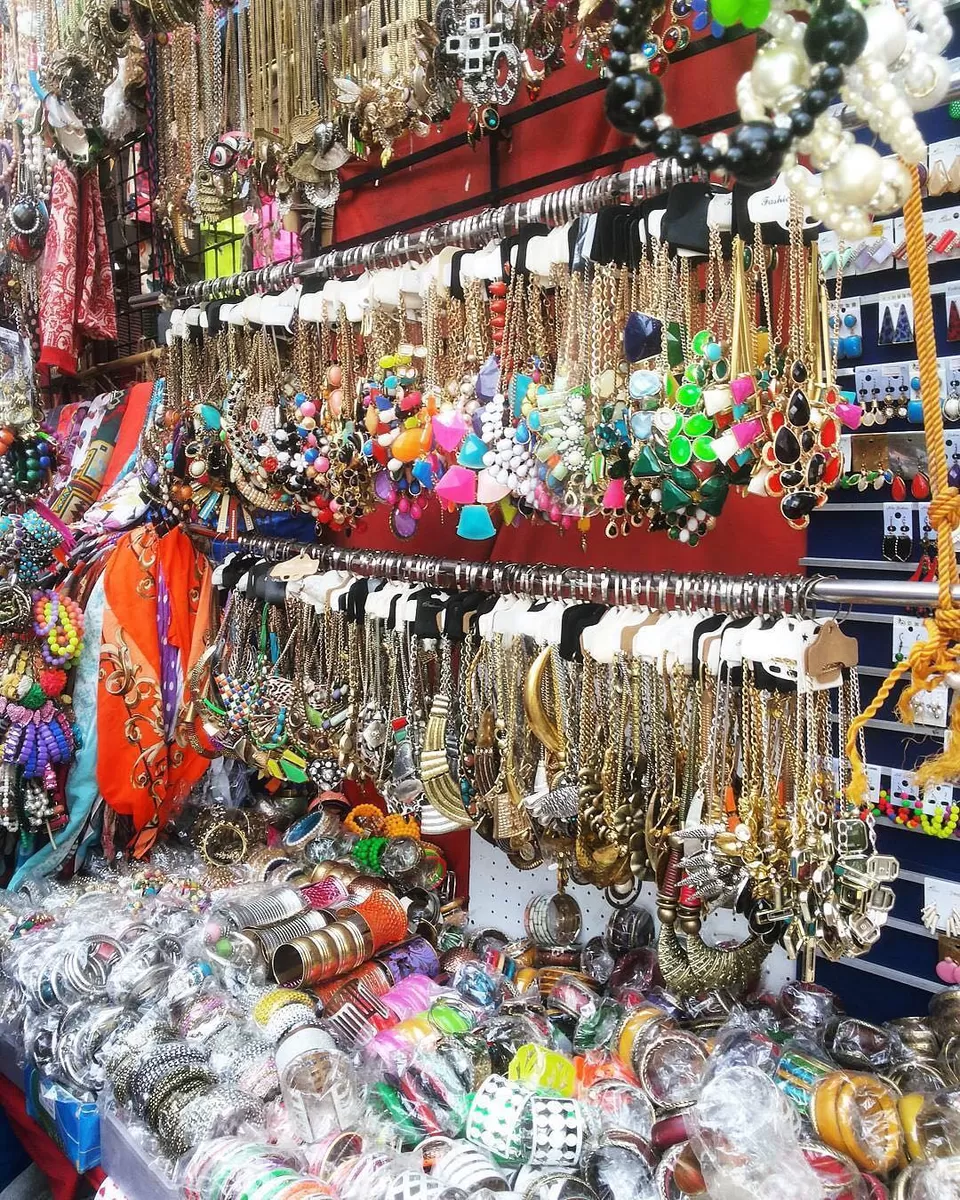 Linking Road Bandra The Ultimate Guide to Street Shopping in Mumbai