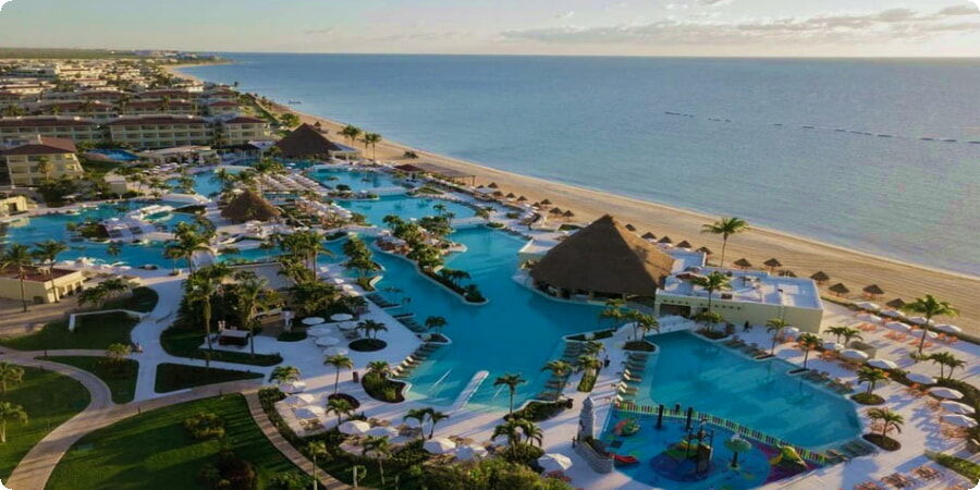 Photo of Best Golf courses in Cancun by Enotus