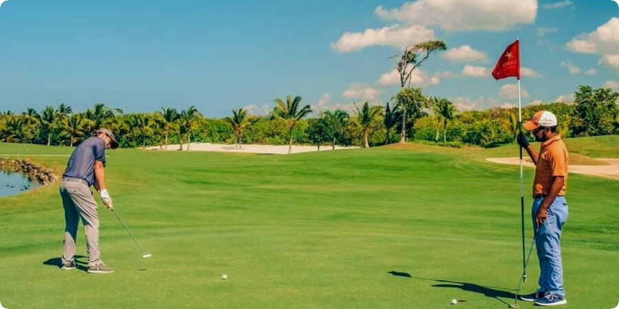 Photo of Best Golf courses in Cancun by Enotus