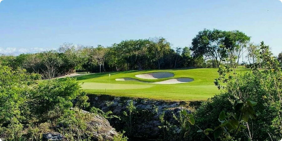 Photo of Best Golf courses in Cancun by Enotus