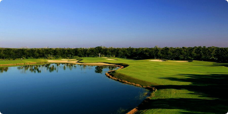 Photo of Best Golf courses in Cancun by Enotus