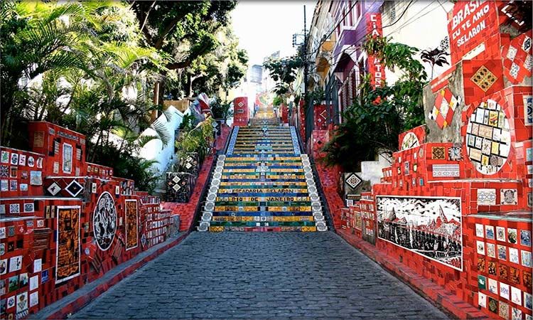 Photo of Selarona staircase in Rio de Janeiro by Enotus