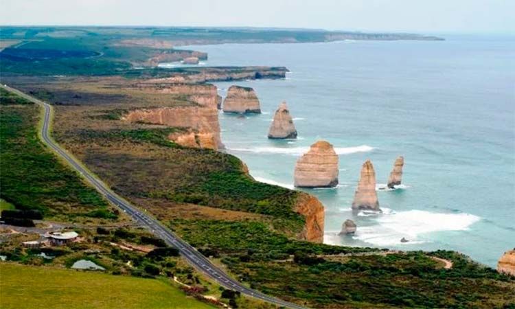 Photo of On the Great Ocean Road from Melbourne by Enotus
