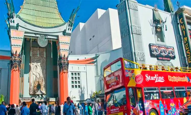 Photo of Hollywood Los Angeles Open Air Bus Tour by Enotus