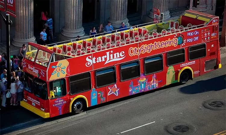 Photo of Hollywood Los Angeles Open Air Bus Tour by Enotus