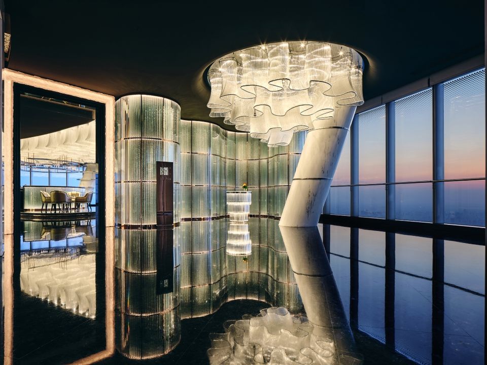 Photo of Would You Love to Dine in the World’s Highest Restaurant in a Building. Read for Details! by Tanisha Mundra