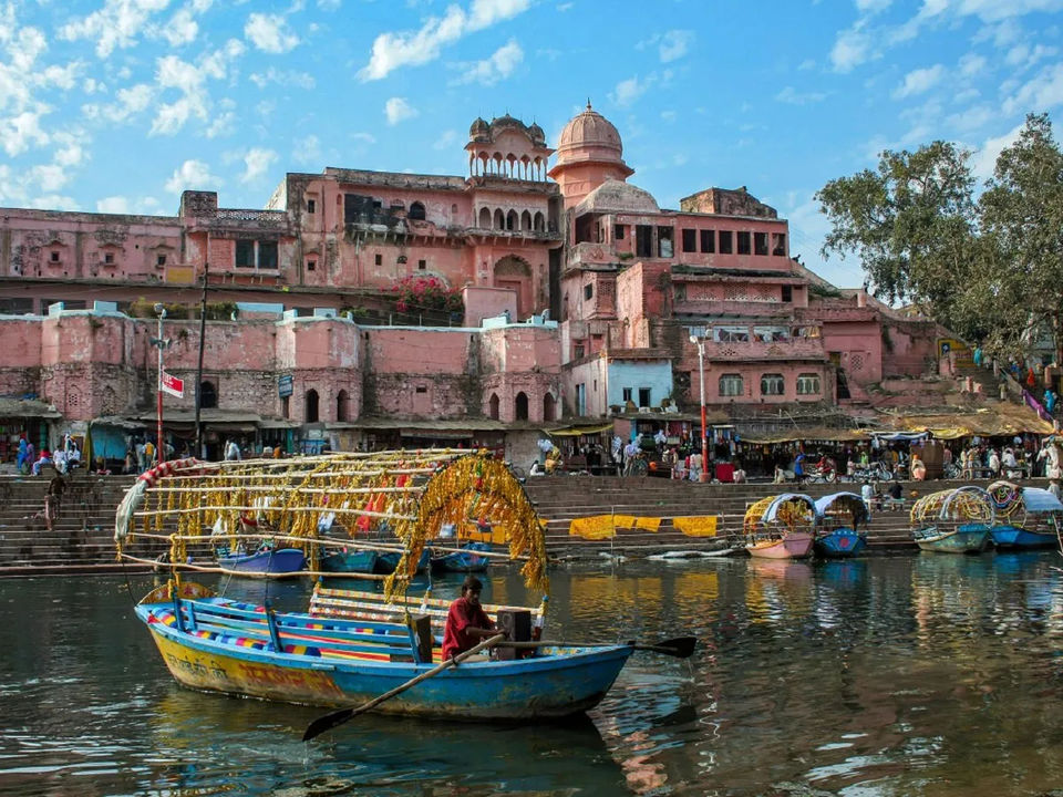 Photo of Heard About a Table Top Airport? Uttar Pradesh’s Chitrakoot District Just Got One! Details Here! by Tanisha Mundra